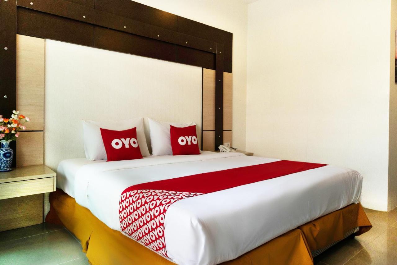 Oyo 792 Omsaga Phuket Hotel Exterior photo